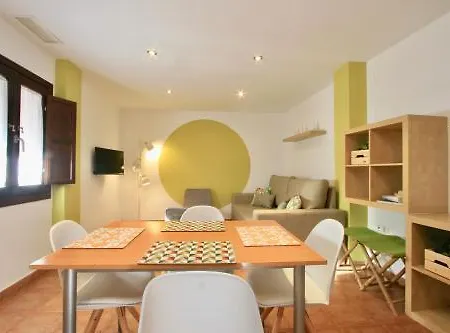 Inside Casa De La Alberca Apartment Granada